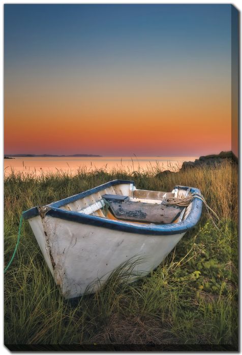 Warm Sea White Blue Skiff